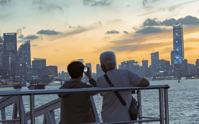 普通人的长寿标准：医生提醒，别太贪心，这个岁数已很幸福。