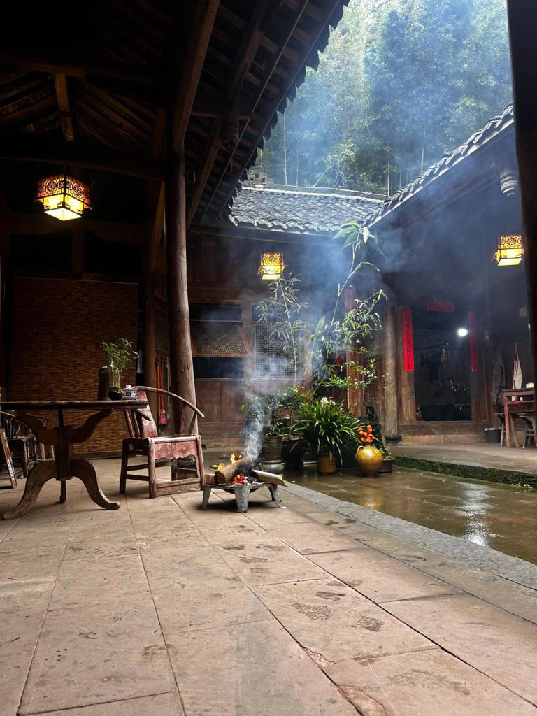 老了，就想有个小院，和你慢慢变老！