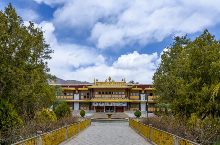 西藏景点排行榜，西藏值得一去的10个好玩景点，你去过几个？