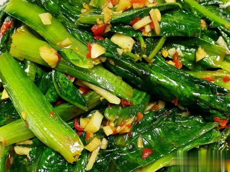 建议多吃这八种特殊味道蔬菜，护血管促消化老少皆宜