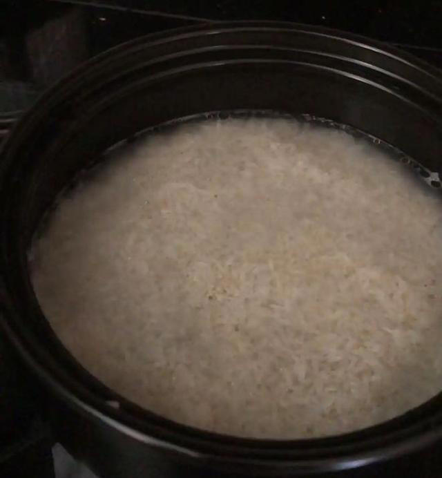 煲仔饭家常做法，好学好吃！