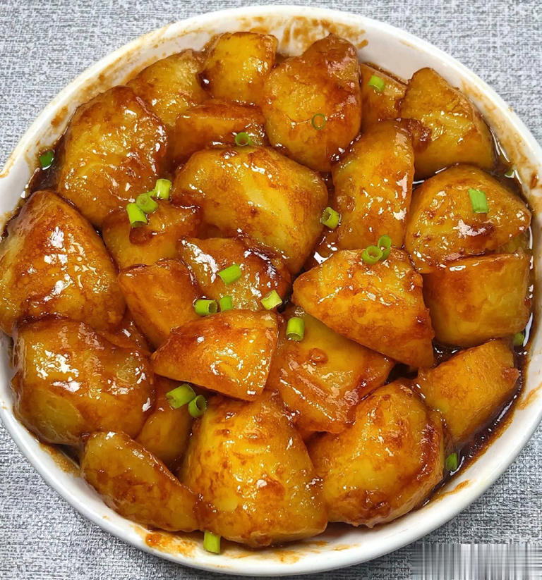 肝血多睡眠好！常吃这8道养肝菜，滋补安神助眠