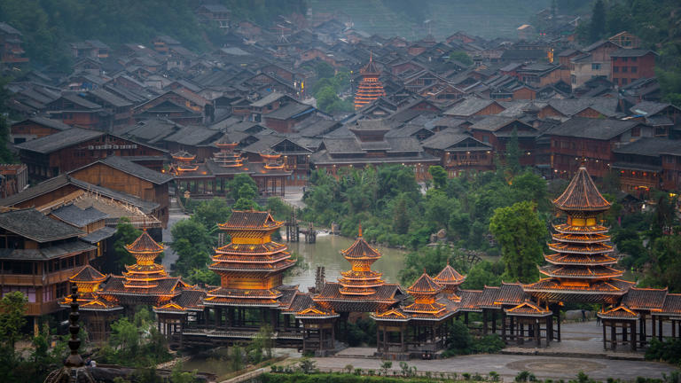 贵州必去十大景点排行榜，这才是贵州最值得去的10个景点，收好去玩！