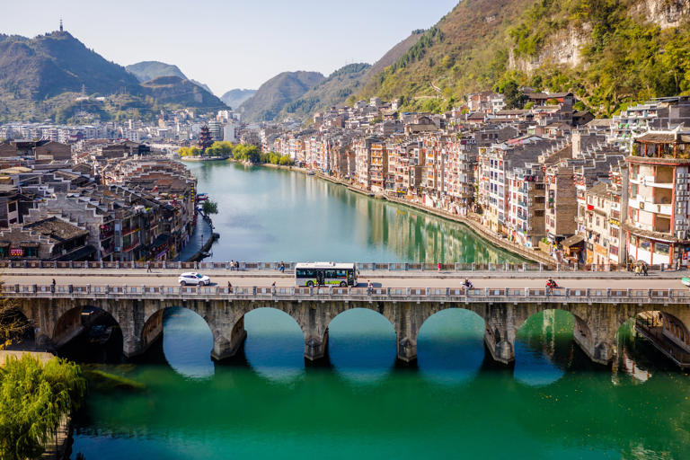 贵州必去十大景点排行榜，这才是贵州最值得去的10个景点，收好去玩！