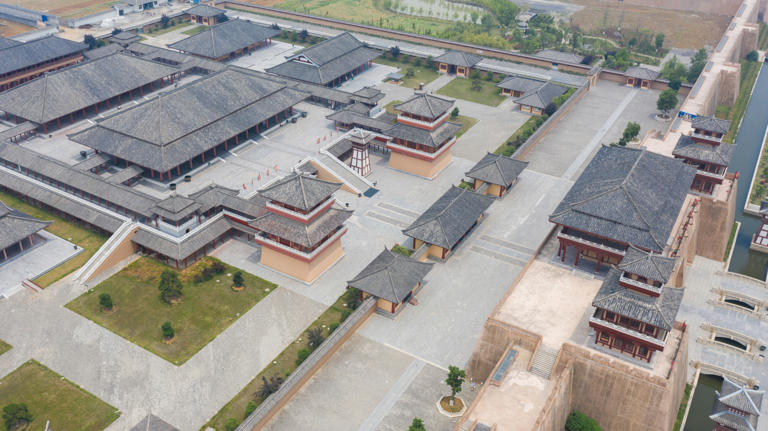 襄阳旅游必去十大景点推荐，湖北襄阳10大好玩景点排行榜，襄阳游玩必去！