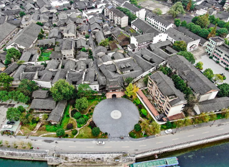 湖南八大古镇排行榜，湖南8个必去的古镇，全部去过才算真正玩转湖南