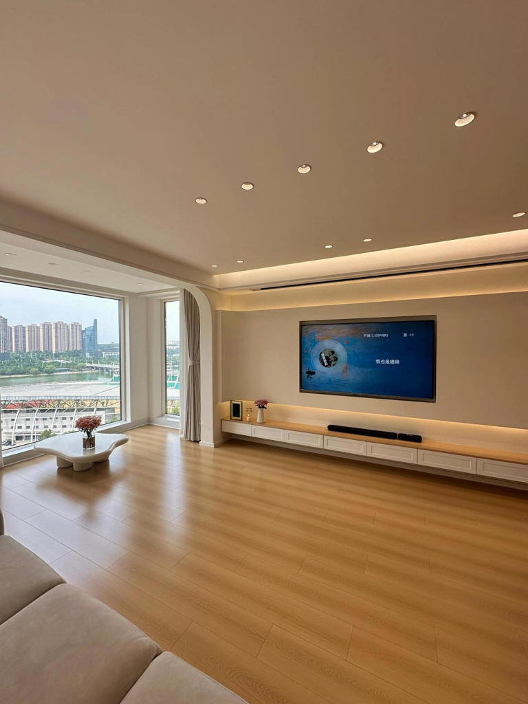 内行人给的买房建议：“买边，买旧，不买三”，差房子会远离你