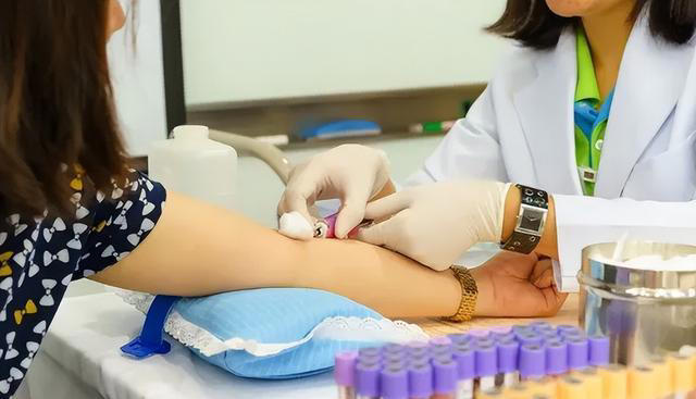 A型、B型、O型、AB型，哪种血型的人最健康？血型决定寿命？