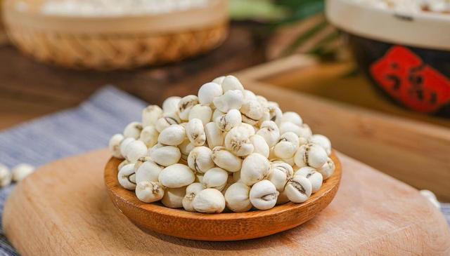 成功戒烟后，肺还能恢复正常吗？医生：戒烟别超过这个岁数