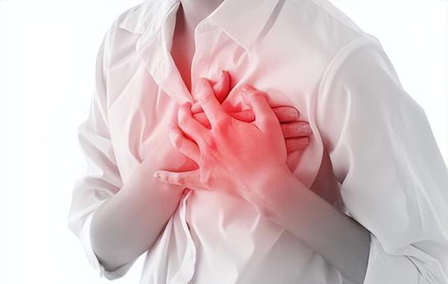 爱吸烟的人，若出现“2痛1红”，很遗憾通知你：肺癌可能不请自来