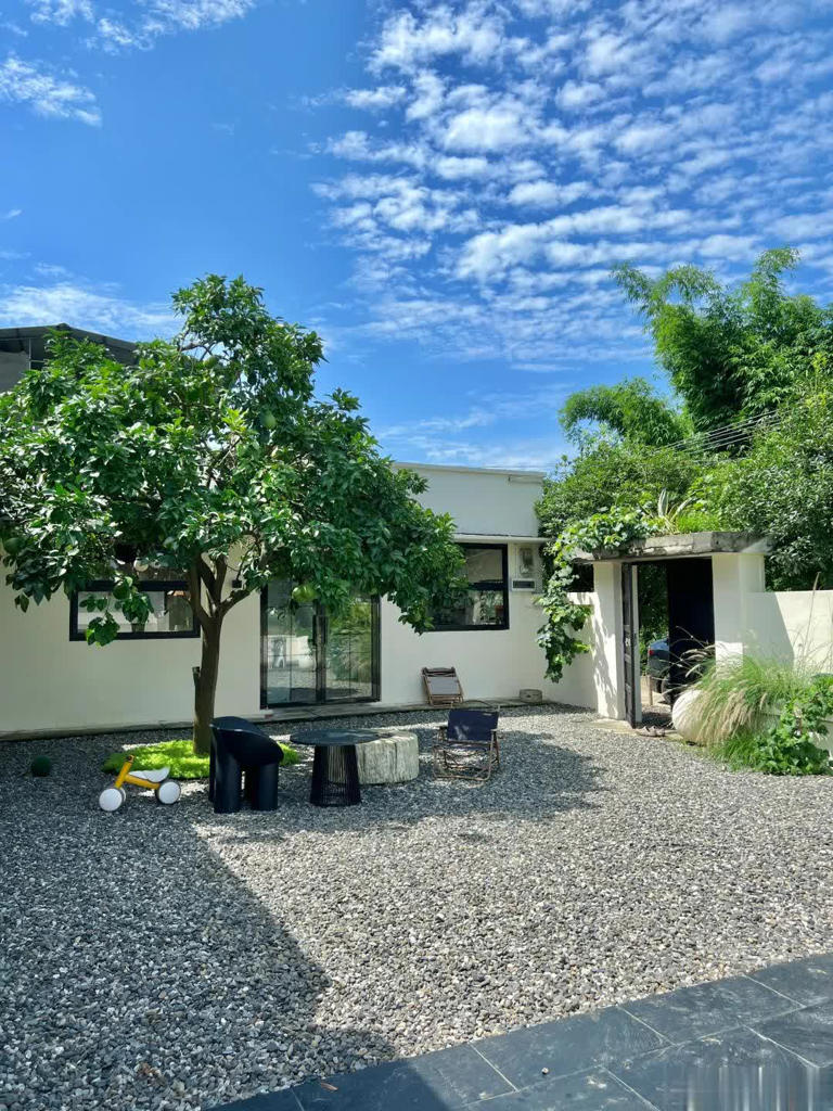 我想有个院子，静看花开花落、云卷云舒！