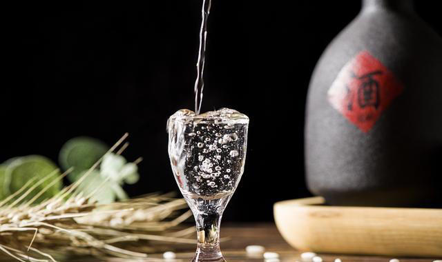 香蕉是血栓的溶剂？医生苦劝：不想血管堵塞，少吃这6种食物