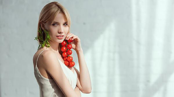 女人有这几种表现，说明心里根本没你