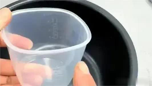才知道电饭锅刻度线这么用，怪不得以前饭不好吃