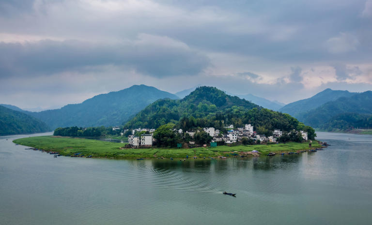 安徽最美的15个神仙级景点，没去过一半不算到过安徽！每一个都非常值得一去，你去过几个？