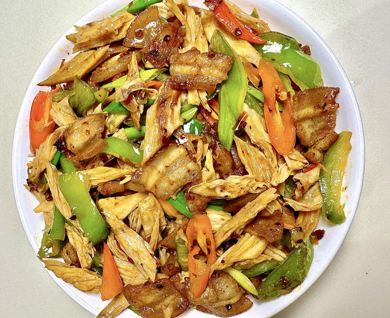 没食欲就做这3道有荤有素香辣下饭的菜！