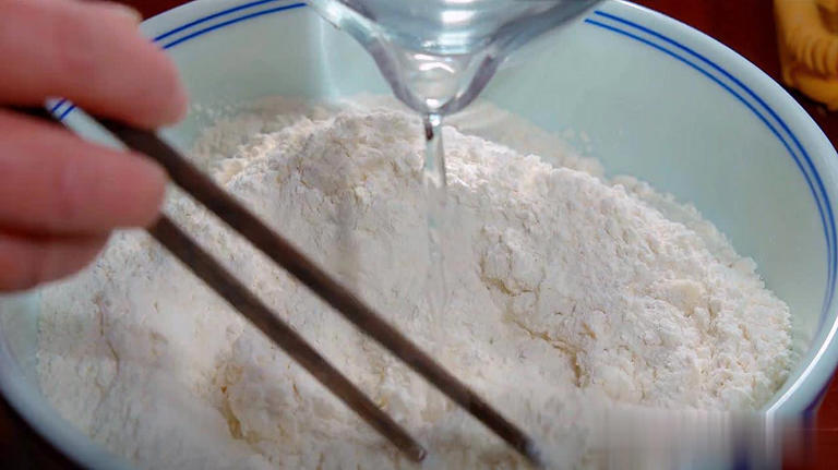 家常肉酱包子教程，和面调馅超简单，全家爱吃肉香足