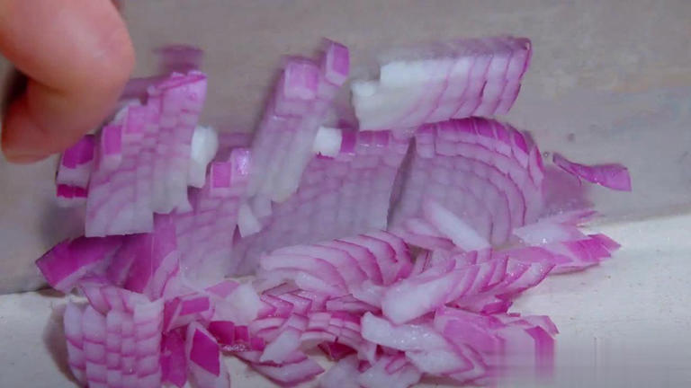 家常肉酱包子教程，和面调馅超简单，全家爱吃肉香足