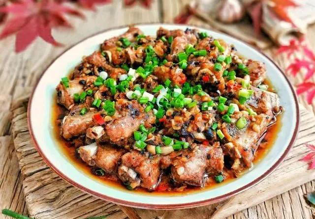 春天吃八菜，健康又自在，八菜指啥？做法简单轻松驾驭，老少皆宜