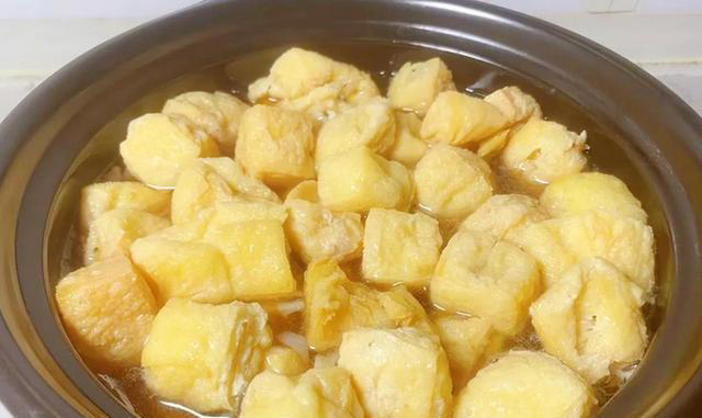 豆腐和它天生一对，后悔没早发现！焖一焖鲜透了，更软嫩、还爆汁