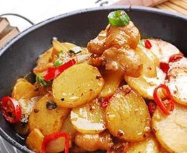 花生猪脚软糯喷香，家常做法简单，你也能做出饭店味？