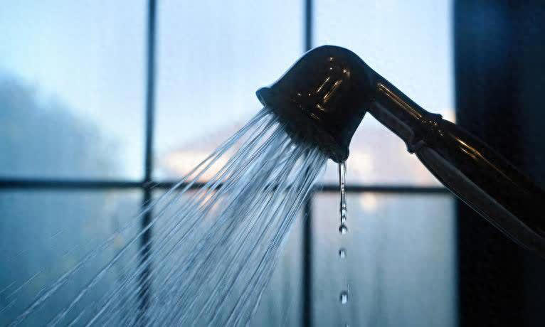 “四时不洗澡，家人才健康”，奉劝大家：这4个时间，最好别洗澡