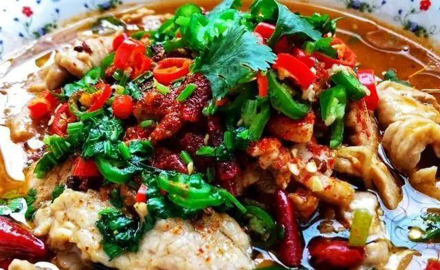 水煮肉片的正宗做法，想要鲜辣有诀窍，大厨教你方法