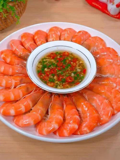 建议中老年人多吃这8种菜，腿脚有劲身体硬朗