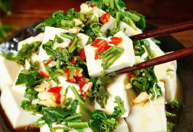 春天吃菜别花钱，这8种野菜遍地都有，营养美味，错过又得等一年