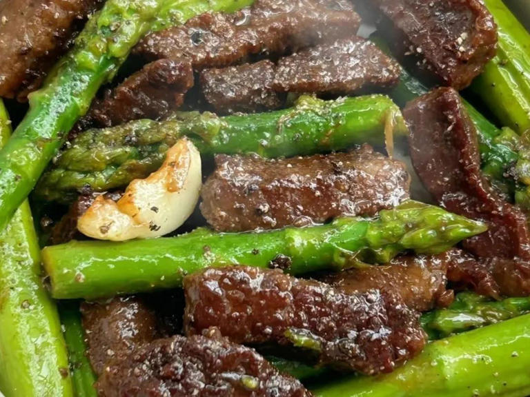 想增强体质？这八种荤素菜多吃，补充蛋白矿物质好吸收