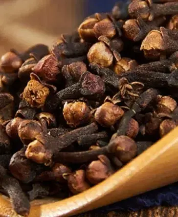 无论卤什么肉，用这4种香料，卤出来的肉又香又入味，一点不柴