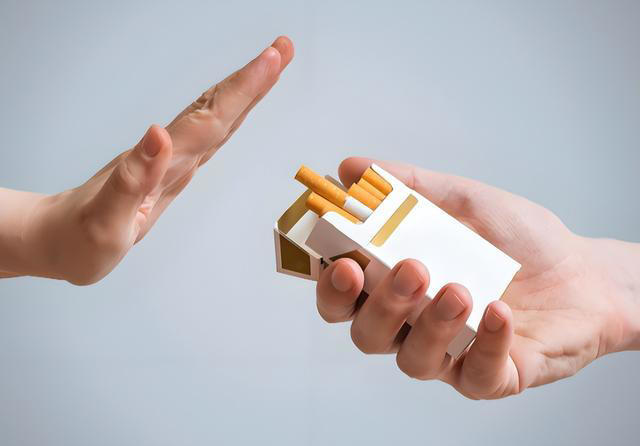 长不长寿，看耳朵就知道？医生提醒：耳朵这2个表现一定多注意！