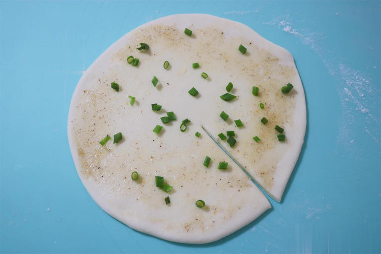 不用发面的家常烙饼，柔软多层凉了不硬，好做不翻车