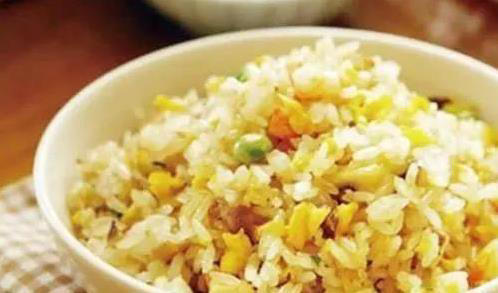 蛋炒饭先炒蛋还是饭？全错！这招让味道翻倍香