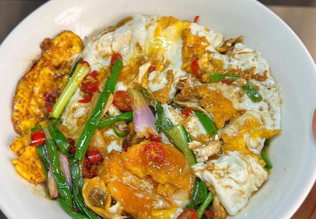 这才是炒鸡蛋好吃的做法，非常的简单易学，又香又滑嫩，收藏了