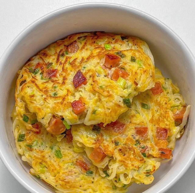 萝卜和鸡蛋这样做，出锅就是一道经典美食，好吃到舔手指，香死了