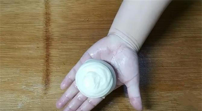 早餐快速烙饼方法，30秒一张，保证柔软多层，简单零失败