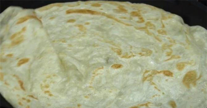 早餐快速烙饼方法，30秒一张，保证柔软多层，简单零失败