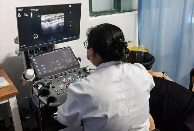 学医后才知道,中风最危险信号,不是头痛,而是频繁出现这5种异常