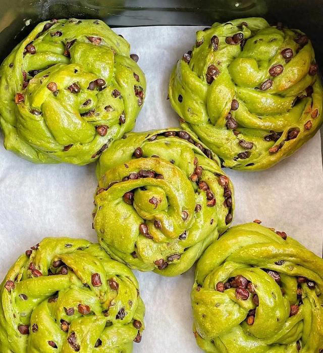 6种做法，在家做面包，跟外面买的一样好吃，蓬松暄软，简单好做