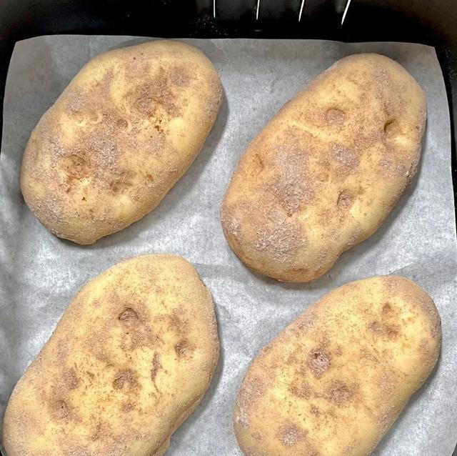 6种做法，在家做面包，跟外面买的一样好吃，蓬松暄软，简单好做