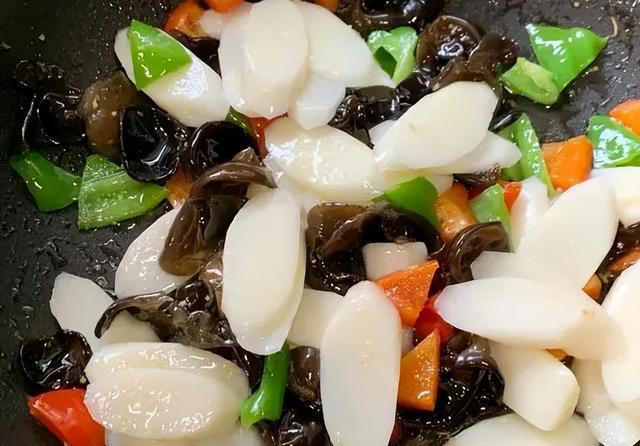 湿气重，“多吃3种除湿菜、少吃2果”