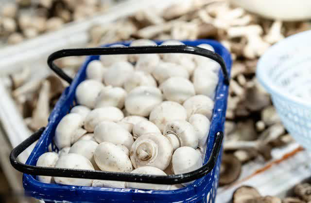 建议：吃菌菇别买这4种，全是“科技与狠活”！