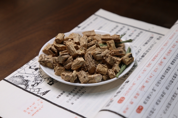 喝中药能吃墨鱼吗 海鲜的食用建议