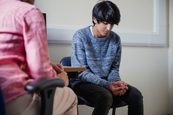 阴精不足是肾虚信号吗？揭秘男性“阴精亏虚”的真相与调理方法