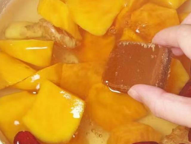 夏天出汗多，建议常吃这五种食物，高钾低钠营养，健康过夏天