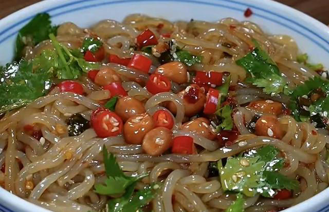 这10道凉拌菜，学会了做给家人吃，清爽又解腻，抚平燥热真舒坦！