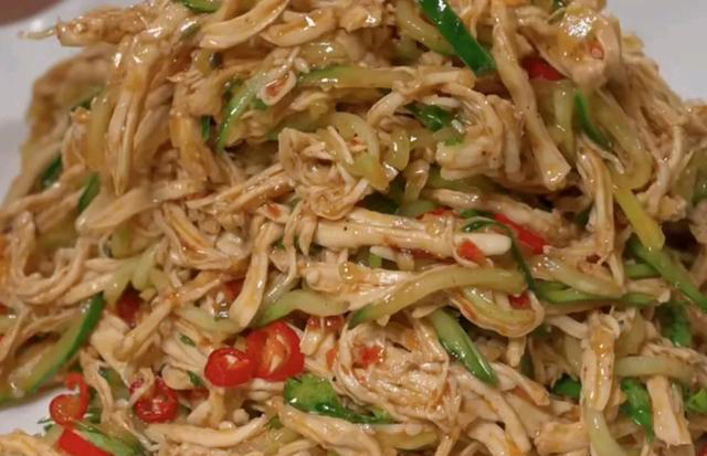 这10道凉拌菜，学会了做给家人吃，清爽又解腻，抚平燥热真舒坦！