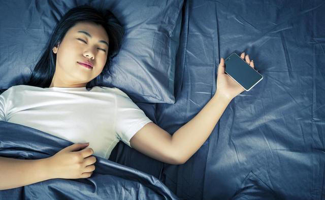 建议大家：不管卧室多大，尽量别放这4样东西，看完转告家里人！