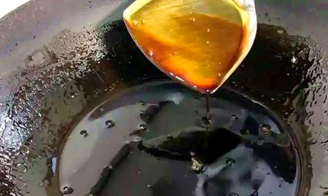 卤牛肉，不要直接下锅煮，教你正确做法，牛肉鲜嫩入味，不柴不腥